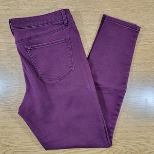 SO Women's Burgundy Jegging Jeans Size 11